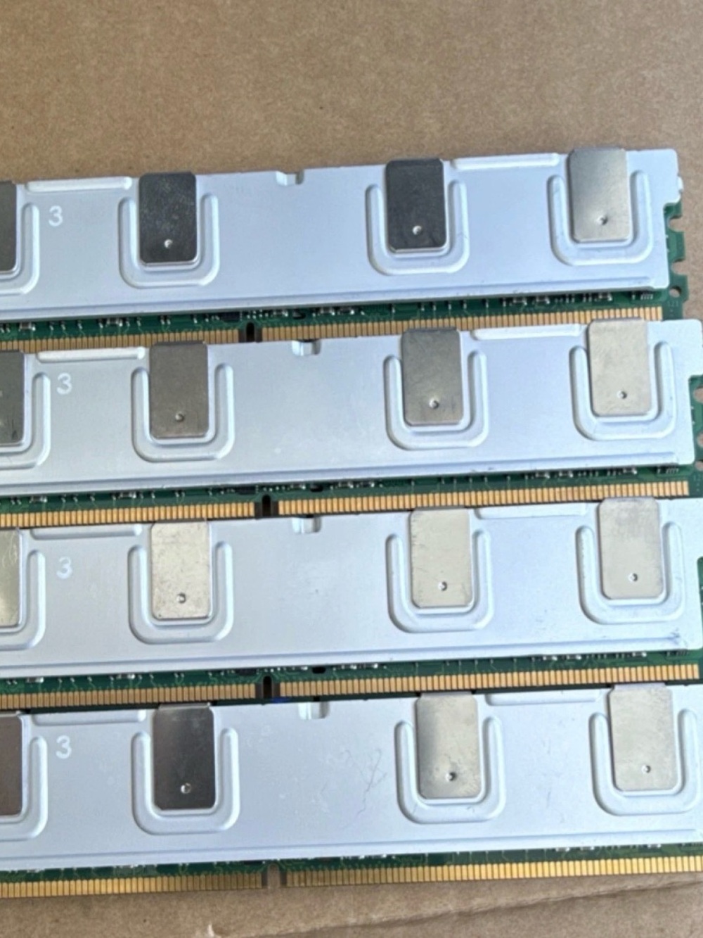 Silver Server RAM Module (2048MB) - Silver - Picture 2 of 2